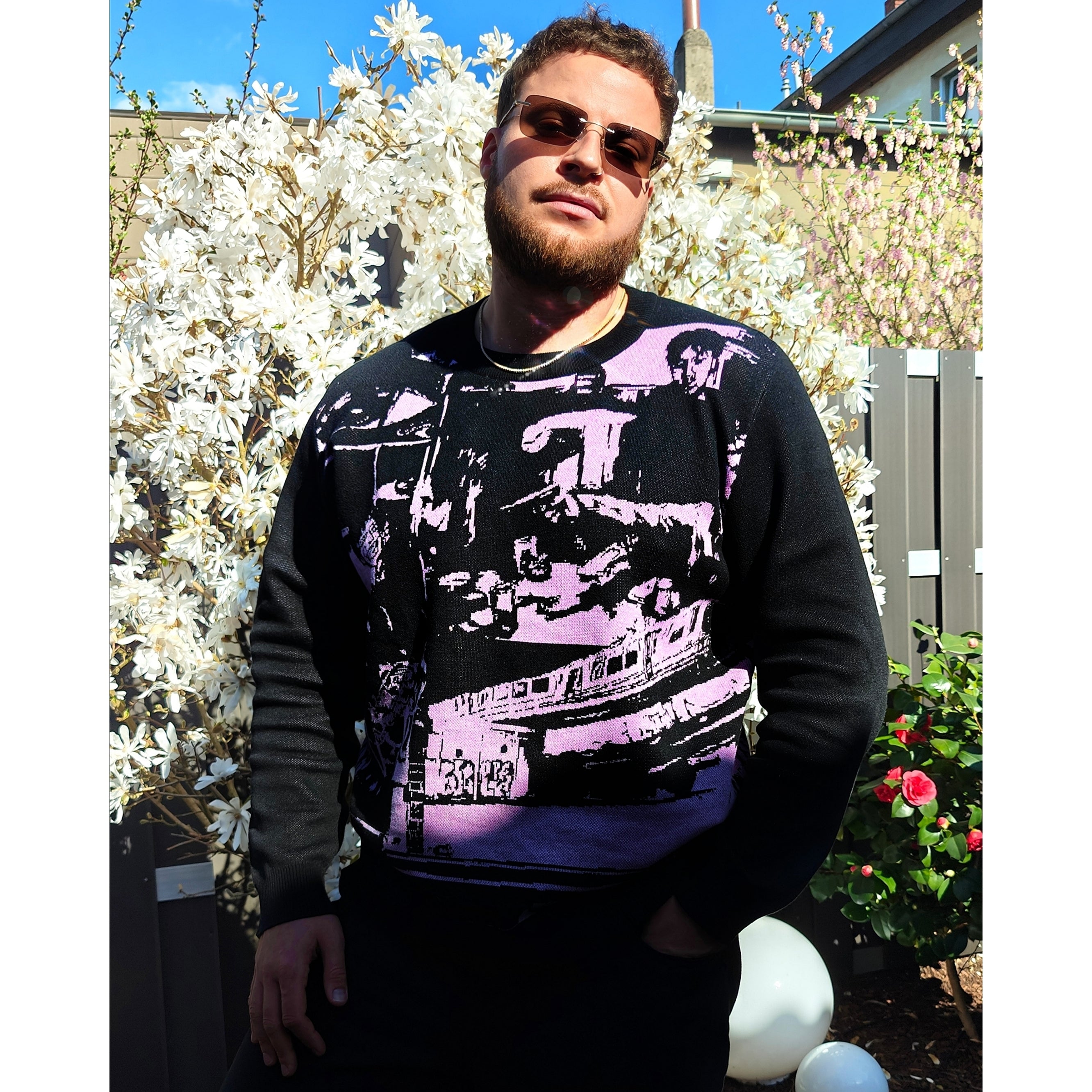 UNISEX MADE TO RISE KNITTED SWEATER
