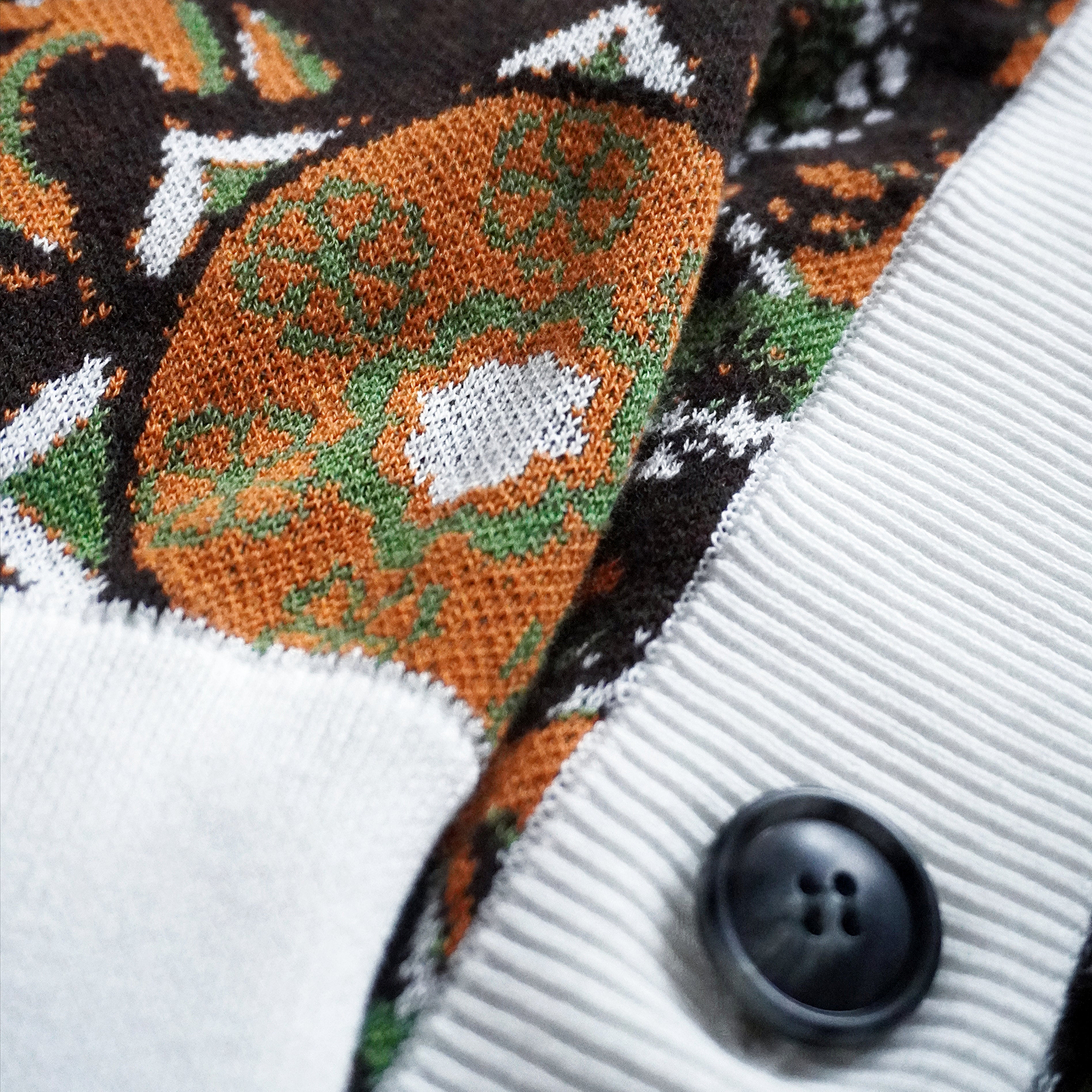 PAISLEY KNITTED CARDIGAN