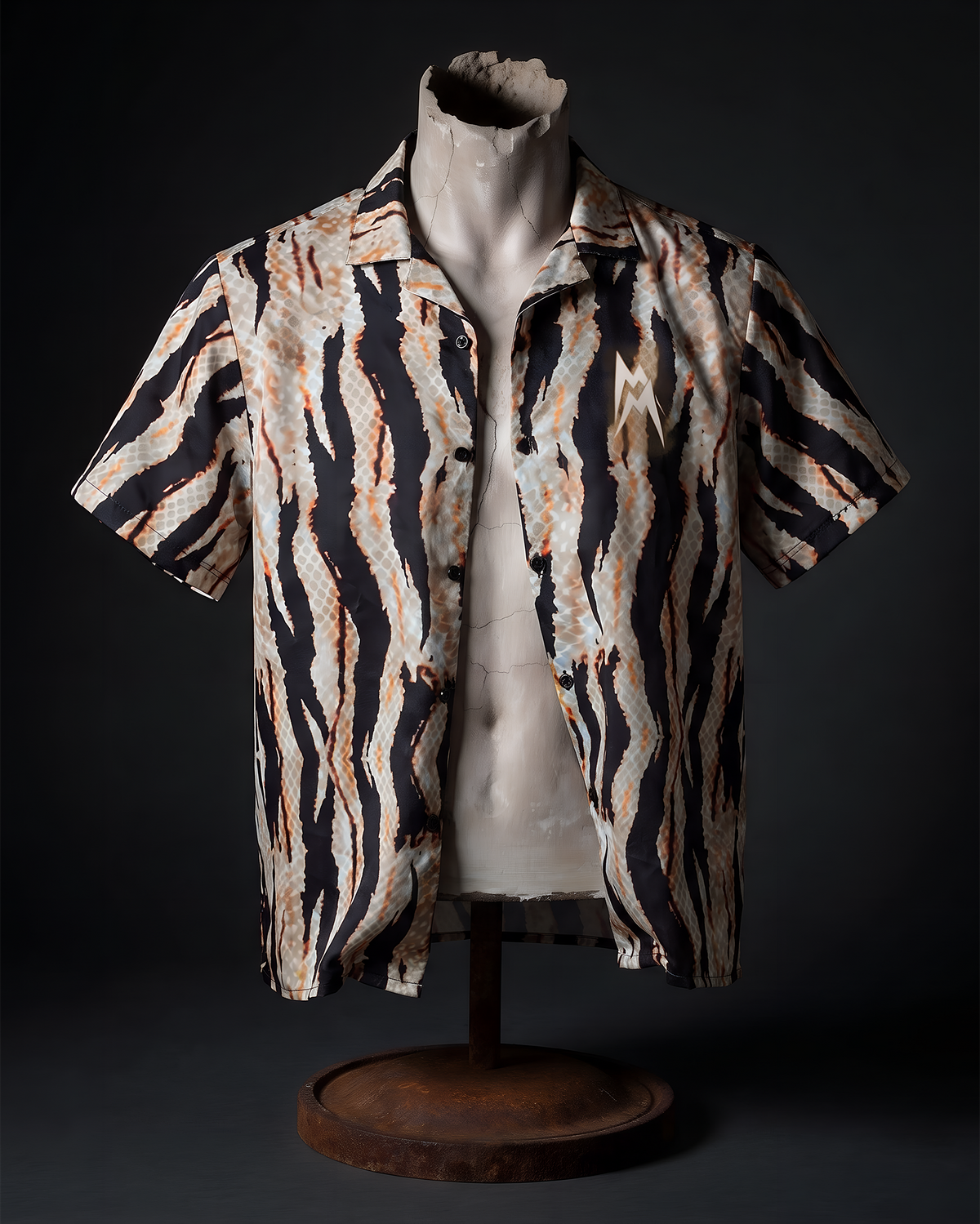WILDLIFE RELAXED FIT UNISEX BUTTON SHIRT