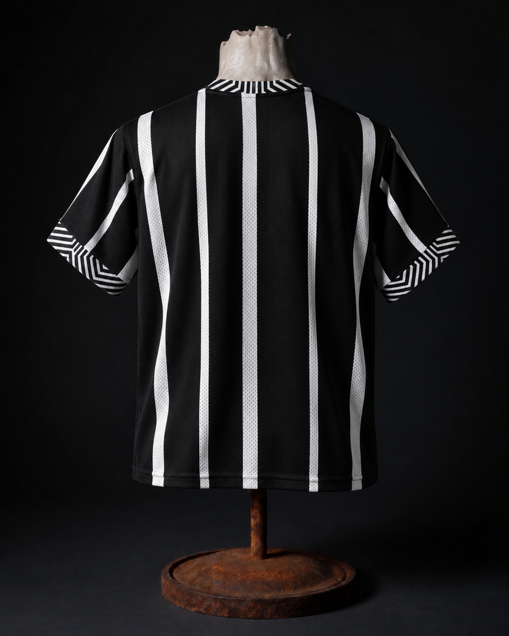 REBEL LINES SCHWARZ RELAXED FIT UNISEX TRIKOT