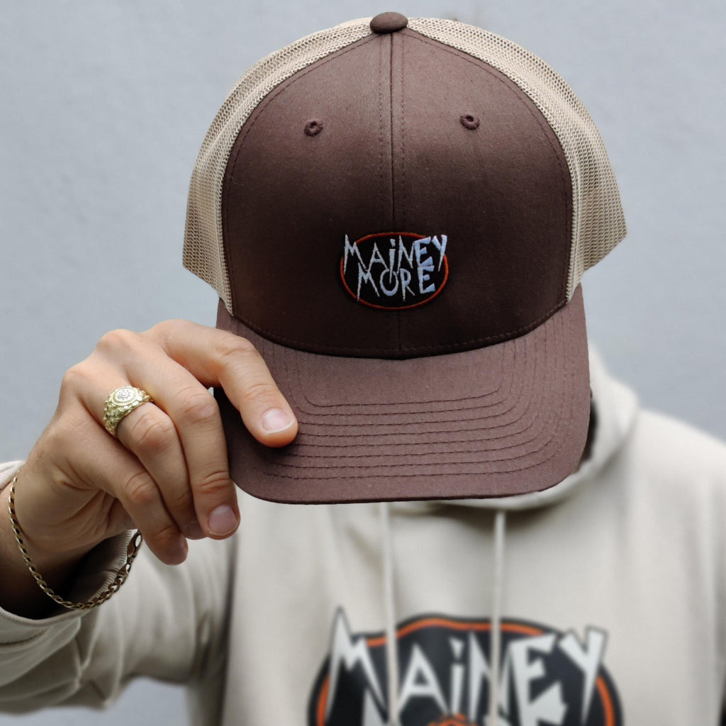 Unisex Curved Trucker-Cap