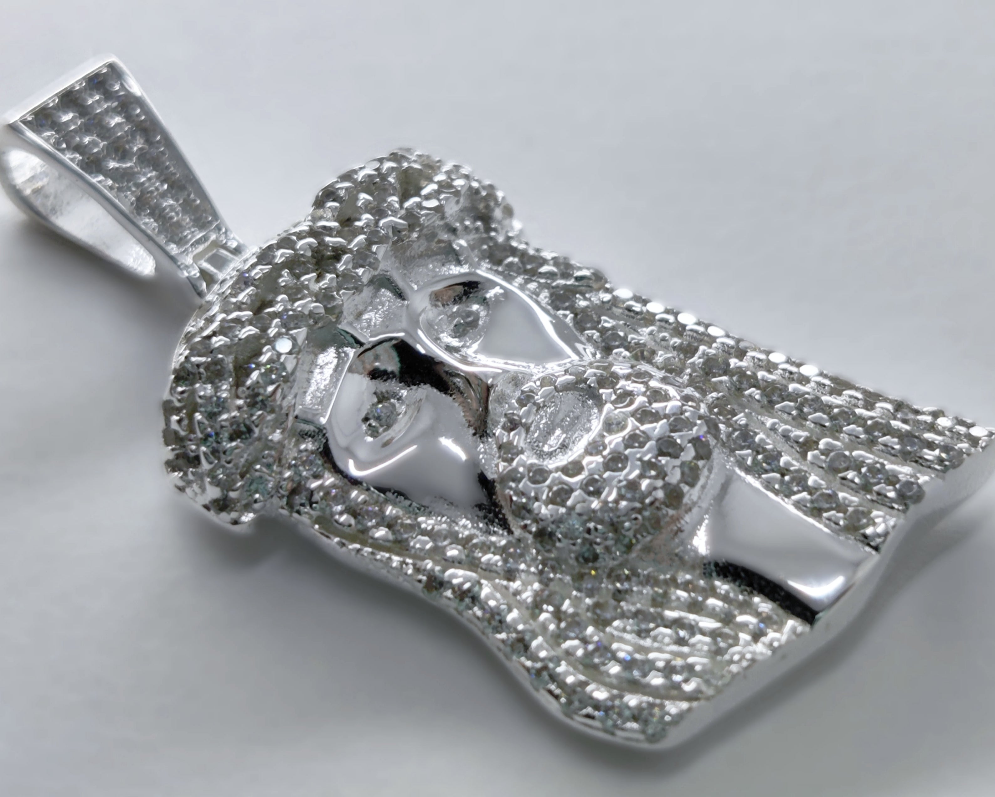 Mainey Jesus Silver